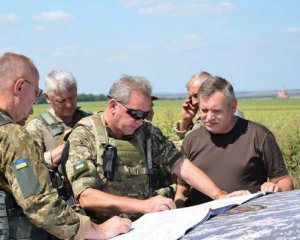 "Служу Батьківщині": Муженко вперше прокоментував звільнення