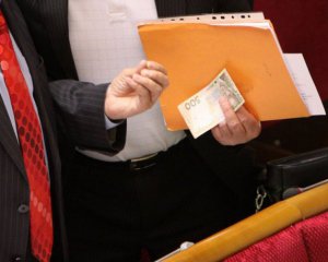 В Зеленского анонсировали новый закон о коррупции