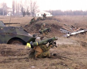 Волкер: Украина может покупать военную технику в США