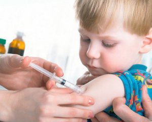 Суд решил не пускать в садик детей без прививки