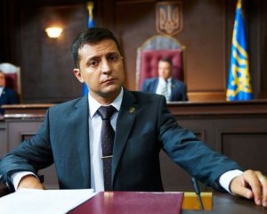 Опрос показал, сколько украинцев одобряют действия Зеленского