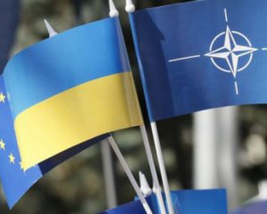 Вступ до ЄС і НАТО: опитування показало настрої українців