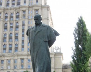 Поети виступили проти пам&#039;ятника Шевченку