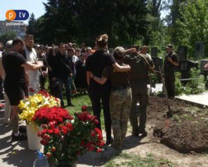 Прах Дмитрия Пругла похоронили 11 июня на Аллее героев
