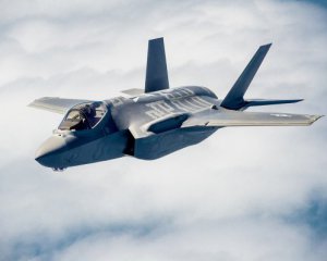 Пилот США снял панораму из кабины современного истребителя F-35A