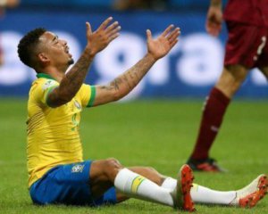 Судья не засчитал ни одного гола Бразилии в ворота Венесуэлы