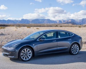 Tesla Model 3 - лидер на рынке электромобилей в Европе