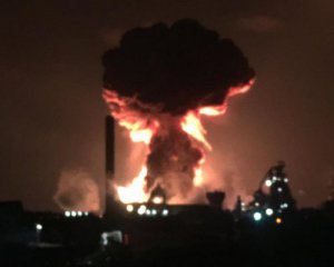 Прогремел мощный взрыв на нефтеперерабатывающем заводе