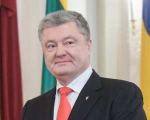 Порошенко: горжусь каждым заведенным делом на меня