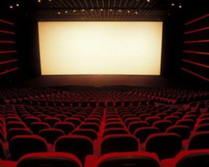 Грузинські кінотеатри перестали показувати фільми російською