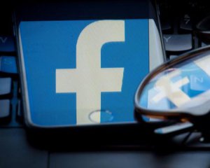 Facebook будет регулировать политическую рекламу в Украине