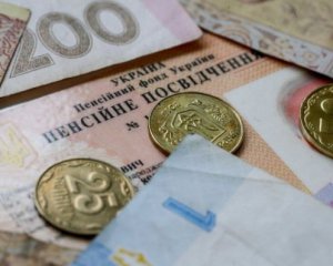 Пенсії зростуть: фінансист пояснив, хто отримає більше