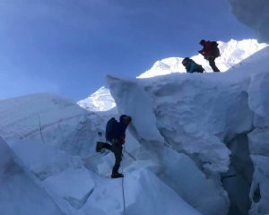 Понад $100 тис.: розповіли про ціни сходження на Еверест