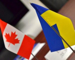 Украинцам могут позволить ездить в Канаду с новыми визами