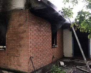 На Полтавщині чоловік убив батьків і підпалив будинок