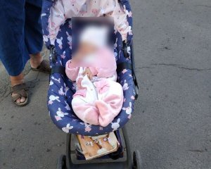 Родители подбросили свою дочь пьяному посетителю кафе