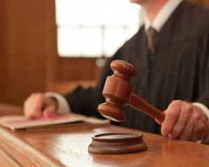 Судья, которая остановила лицензию SkyUp, подала в отставку