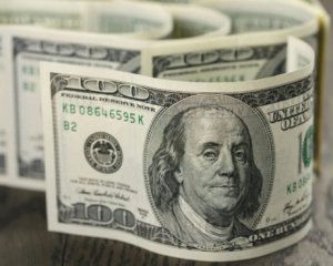 Доллар растет: сколько стоит 12 июля
