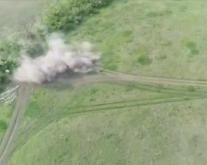Показали видео уничтожения четырех боевиков на Донбассе