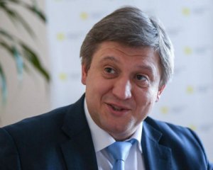 Новий секретар РНБО переплюнув Турчинова у зарплаті