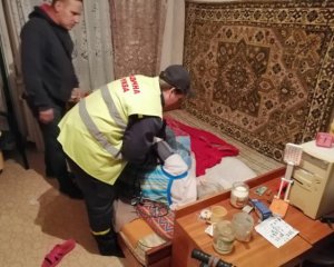 Рятувальники визволили літню жінку з полону