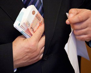 За 6 тисяч хабара чиновник "попав" на 153 тисячі гривень