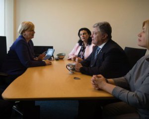 Порошенко запросив євродепутатів на Донбас, щоб побачили наслідки російської &quot;дружби&quot;