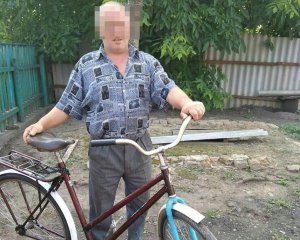 У сільської вчительки вкрали велосипед
