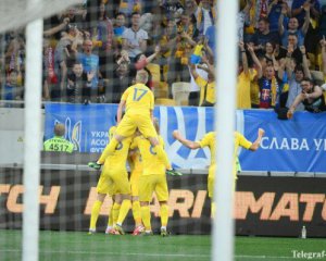 УЕФА наказало Украину за поведение фанатов во Львове