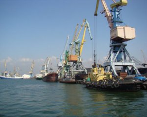 Агрессия России: сколько потеряли украинские порты на Азовском море