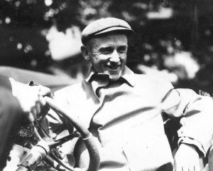 Їхали півроку - завершились навколосвітні автомобільні перегони