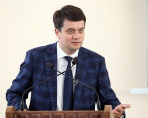 Разумков намекнул на возможность &quot;более глубокого&quot; использования русского языка на Донбассе