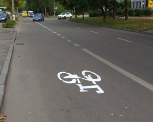 Велосипедистам дозволили рухатись по дорогах міста