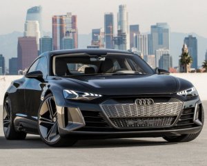 Audi готується випустити перші e-tron GT у 2020