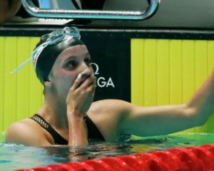 17-річна американка побила світовий рекорд у плаванні