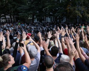 Митинги в Москве: более 350 задержанных