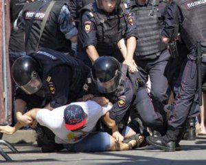 Протести в Москві: поліцейським дали новий наказ