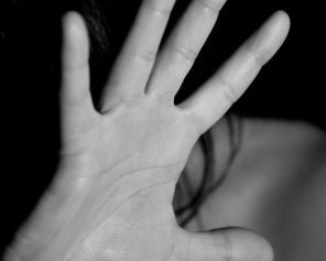 У Києві таксист зґвалтував і обікрав пасажирку