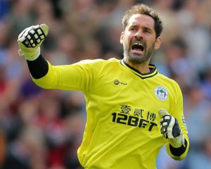 "Манчестер Сити" подписал игрока, который 14 лет назад выиграл Лигу чемпионов в составе ожесточенного соперника