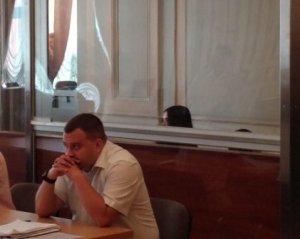 Адвокат требует закрыть дело против Дронова