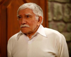83-річний Армен Джигарханян перебуває в реанімації у тяжкому стані