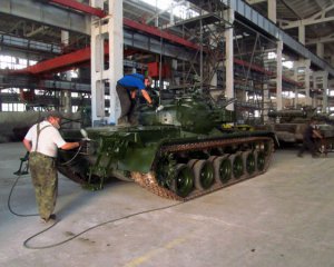 Для ЗСУ відремонтували 10 танків Т-64БВ