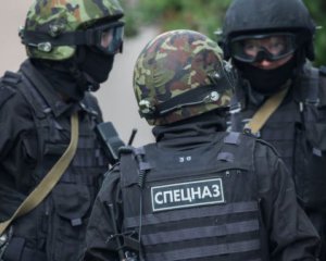 В Москве силовики проводят обыски у адвокатов, которые защищают крымских татар