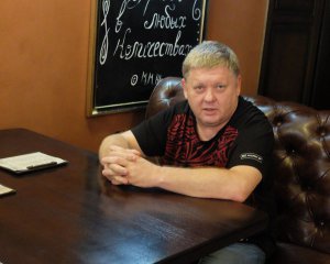 Зеленський бореться за свій власний театр, а не державу Україна
