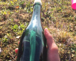 Нашли послание в бутылке 1969 года