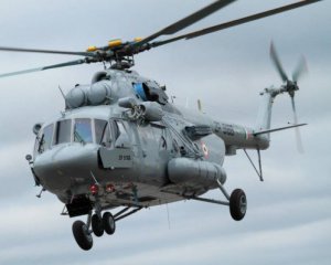 Российские вертолеты заметили на границе РФ с оккупированным Донбассом
