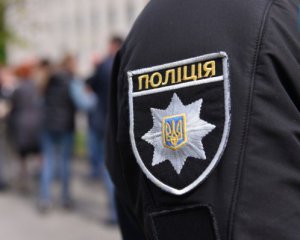 В Киеве двое мужчин жестоко избили полицейского