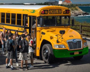 Учебные заведения комплектуют электроавтобусами Blue Bird