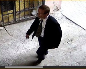 Псевдоработник водоканала обворовывает людей