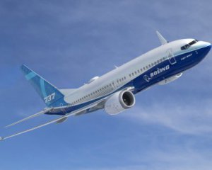 Відмовив двигун: у московському аеропорту екстрено сів пасажирський Boeing